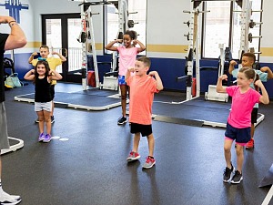 Fitness dla dzieci: Jak rozwijać siłę, zręczność i wytrzymałość w młodym wieku